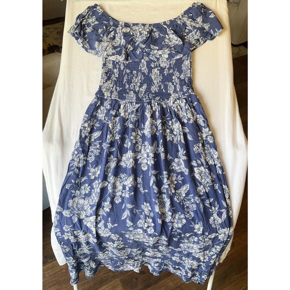 Xhilaration Women Maxi Dress M Blue Floral A-Line Sundress Ruffle Smocked - Picture 11 of 11